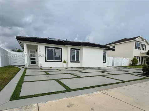 15953 SW 307th Terrace Homestead FL 33033