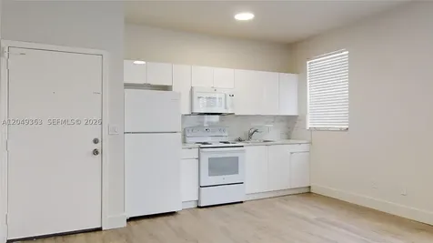 828 Pennsylvania Avenue Miami Beach FL 33139