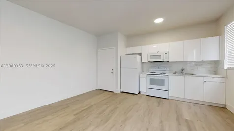 828 Pennsylvania Avenue Miami Beach FL 33139