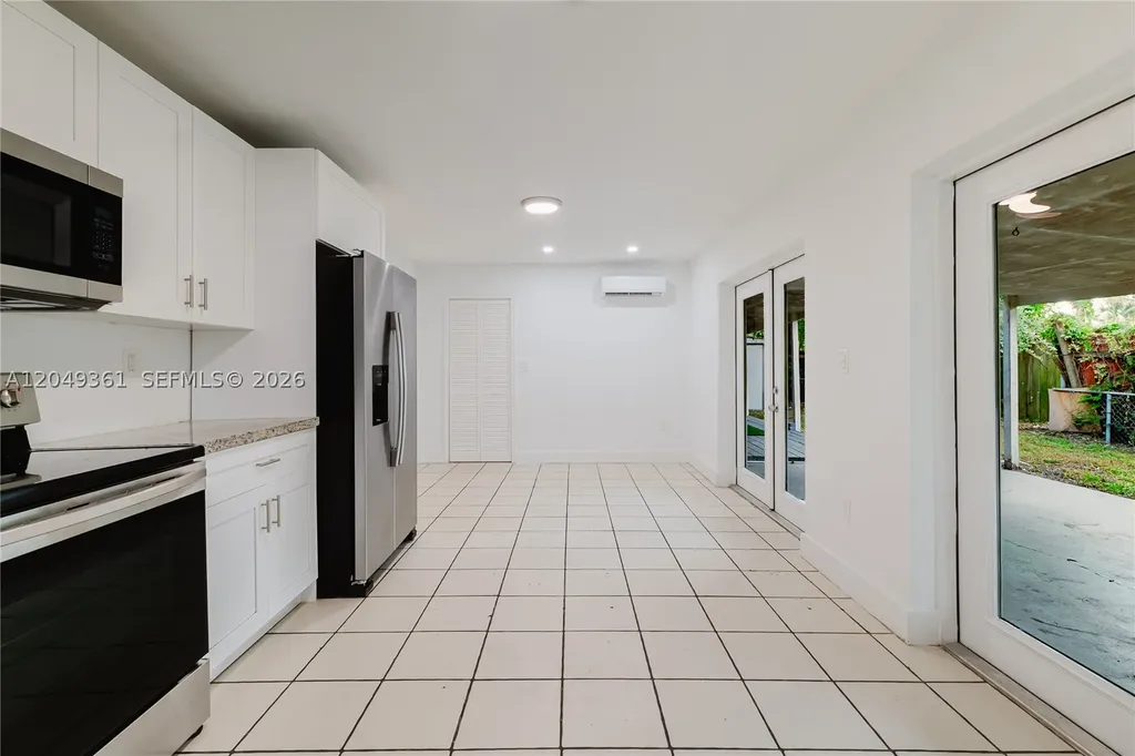 6130 Flagler Street Hollywood FL 33023