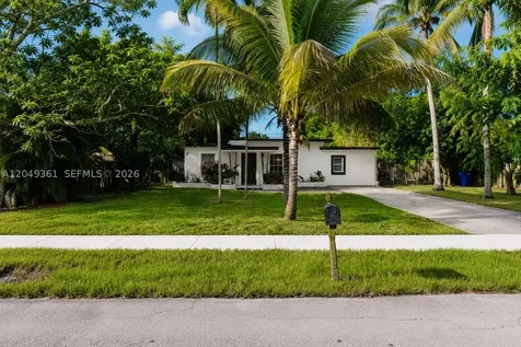 6130 Flagler Street Hollywood FL 33023