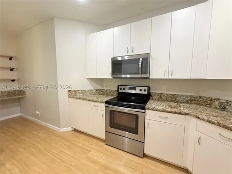 899 Phoenix Way Weston FL 33327