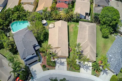 899 Phoenix Way Weston FL 33327