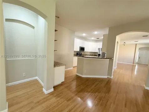 899 Phoenix Way Weston FL 33327