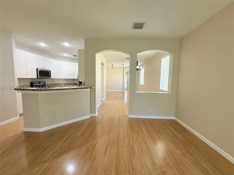 899 Phoenix Way Weston FL 33327