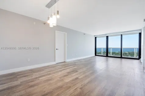 20515 E Country Club Drive Aventura FL 33180