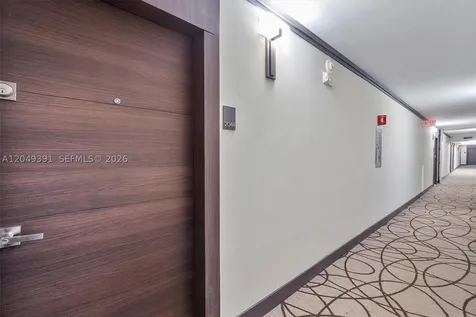 20515 E Country Club Drive Aventura FL 33180