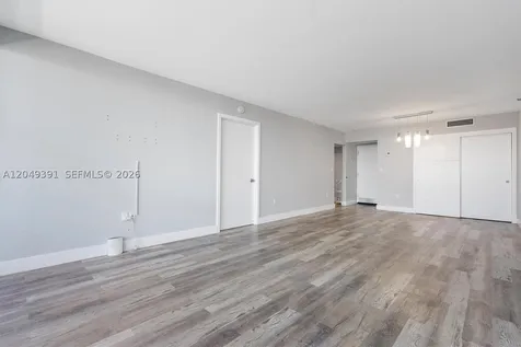20515 E Country Club Drive Aventura FL 33180