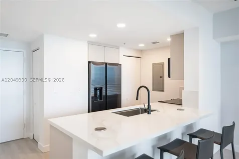 325 S Biscayne Boulevard Miami FL 33131