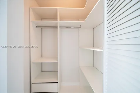 325 S Biscayne Boulevard Miami FL 33131