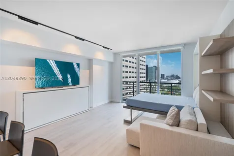 325 S Biscayne Boulevard Miami FL 33131