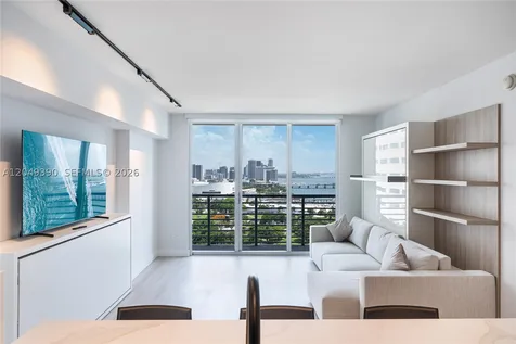 325 S Biscayne Boulevard Miami FL 33131