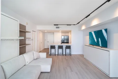 325 S Biscayne Boulevard Miami FL 33131