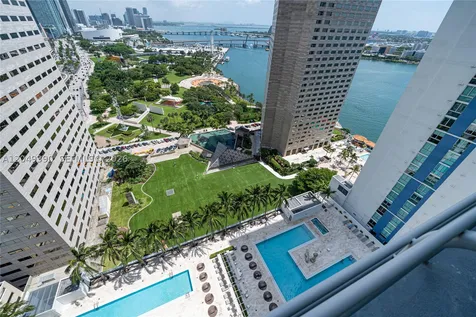 325 S Biscayne Boulevard Miami FL 33131