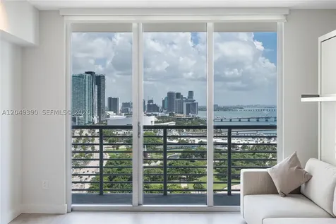 325 S Biscayne Boulevard Miami FL 33131