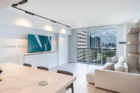 325 S Biscayne Boulevard Miami FL 33131