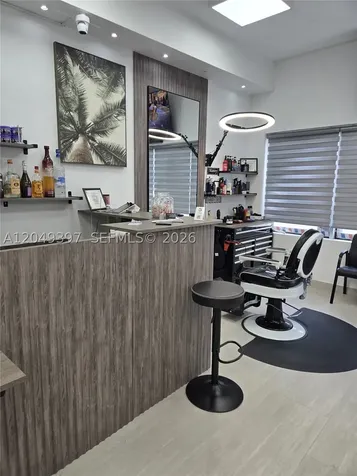 218 N Federal Highway Hallandale Beach FL 33009