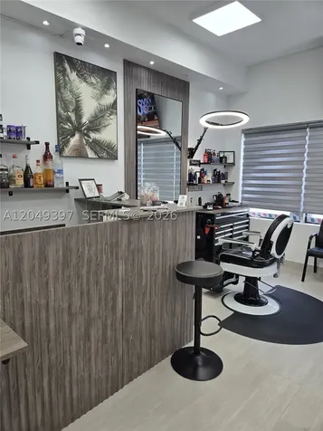 218 N Federal Highway Hallandale Beach FL 33009