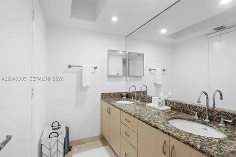 6917 Collins Avenue Miami Beach FL 33141