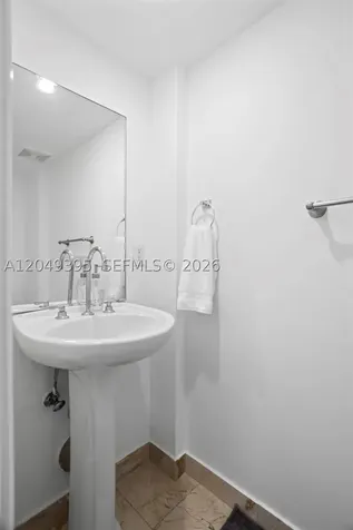 6917 Collins Avenue Miami Beach FL 33141