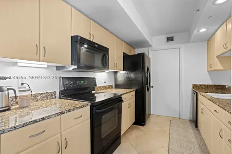 6917 Collins Avenue Miami Beach FL 33141