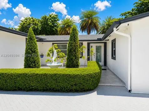 9675 SW 19th Street Miami FL 33165