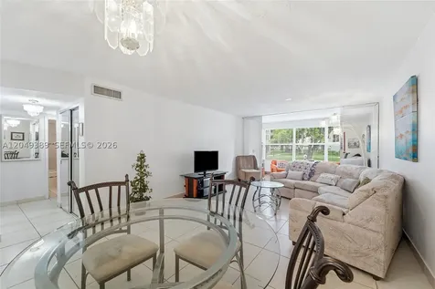 2871 Somerset Drive Lauderdale Lakes FL 33311