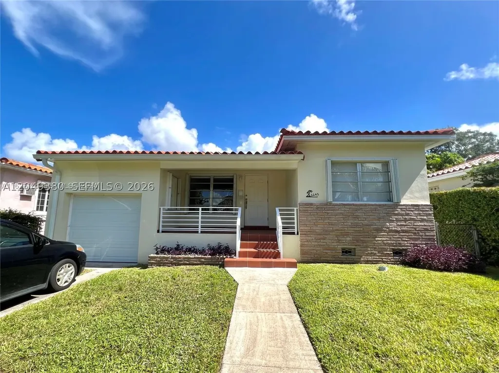 2245 SW 25th Terrace Miami FL 33133