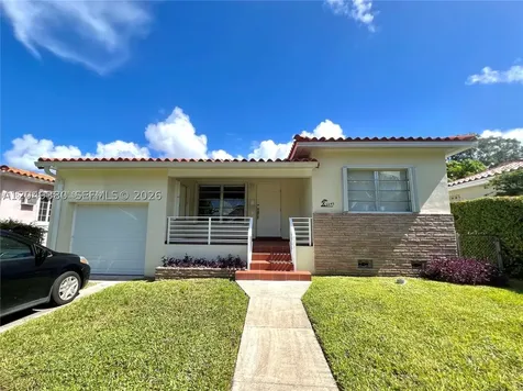 2245 SW 25th Terrace Miami FL 33133