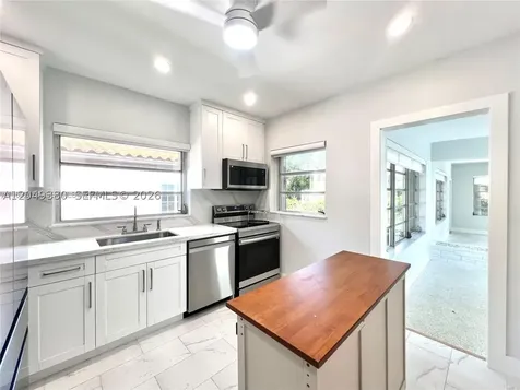 2245 SW 25th Terrace Miami FL 33133