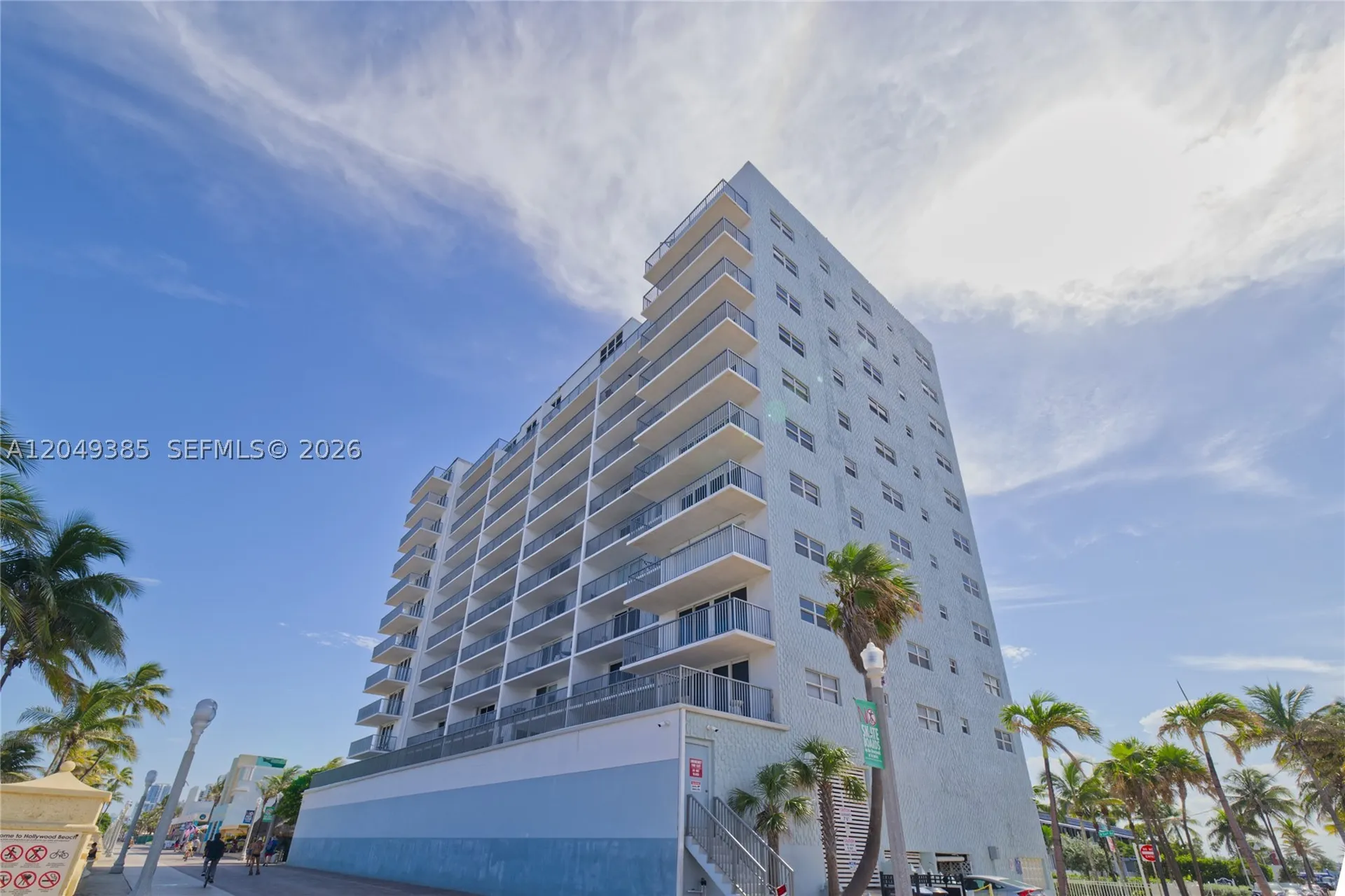 400 N Surf Hollywood FL 33019