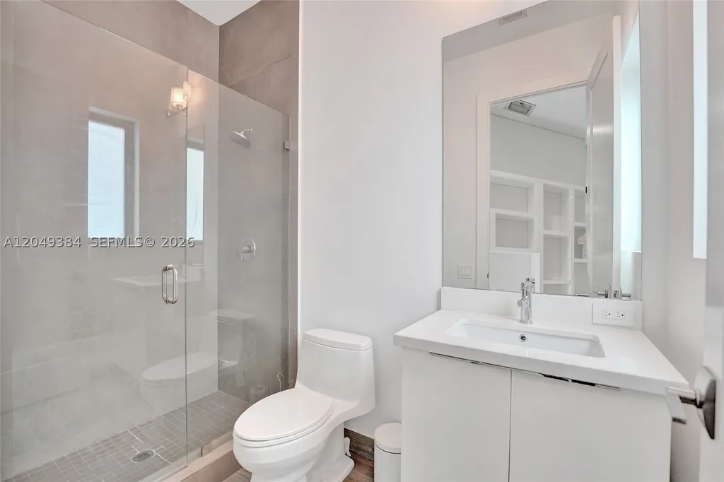 5742 E Brookfield Circle E Hollywood FL 33312
