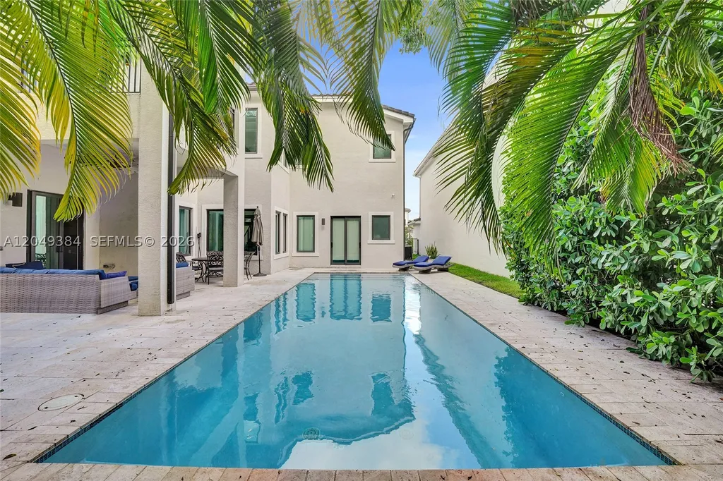 5742 E Brookfield Circle E Hollywood FL 33312