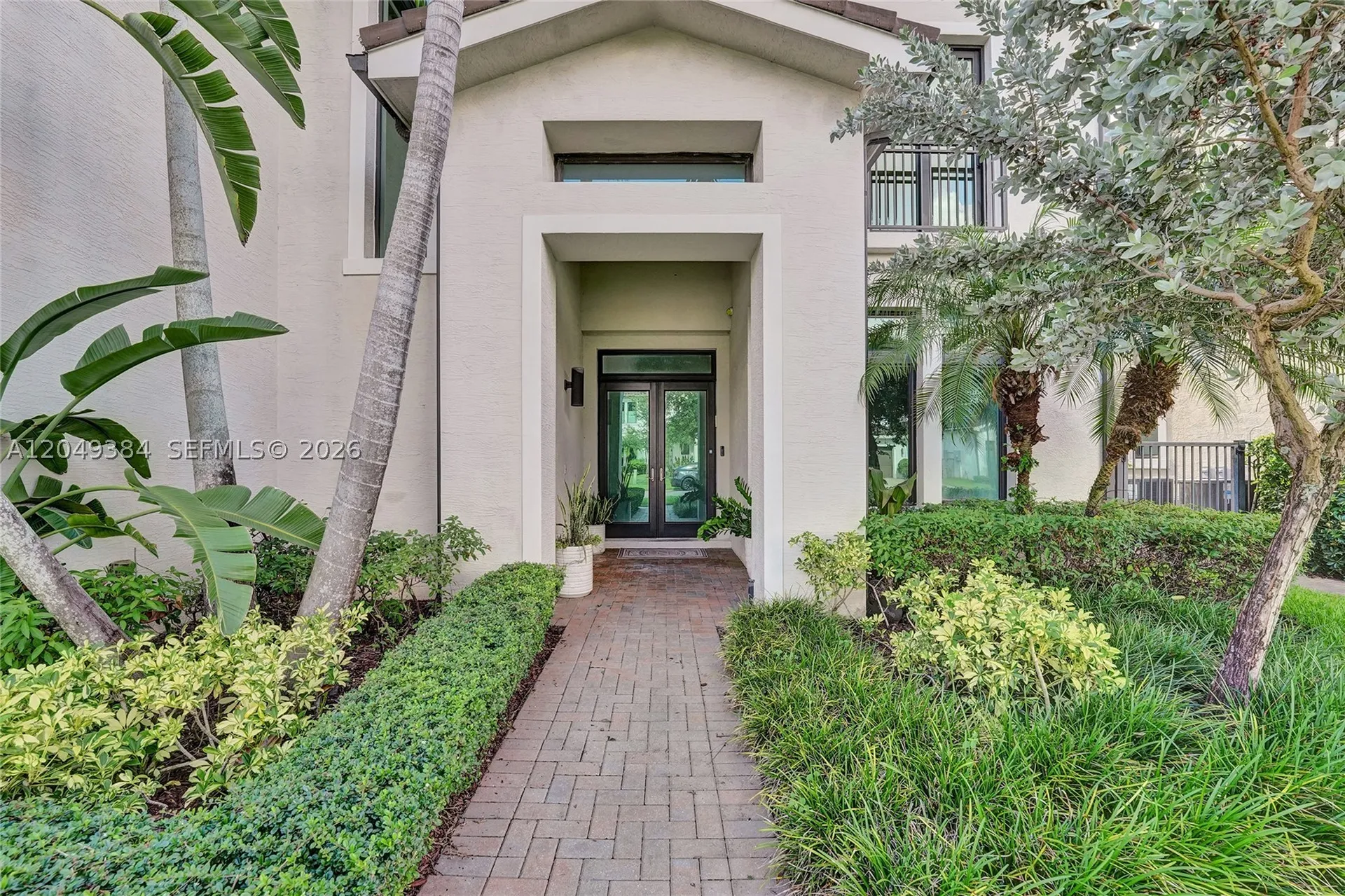5742 E Brookfield Circle E Hollywood FL 33312
