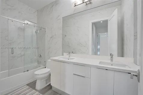 5742 E Brookfield Circle E Hollywood FL 33312