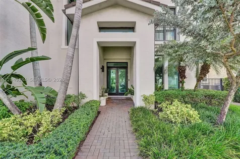 5742 E Brookfield Circle E Hollywood FL 33312