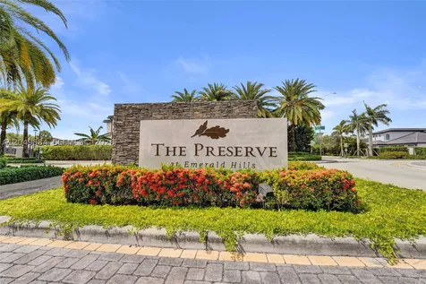 5742 E Brookfield Circle E Hollywood FL 33312