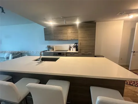 650 NE 32nd Street Miami FL 33137