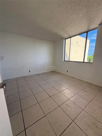 2830 Somerset Drive Lauderdale Lakes FL 33311