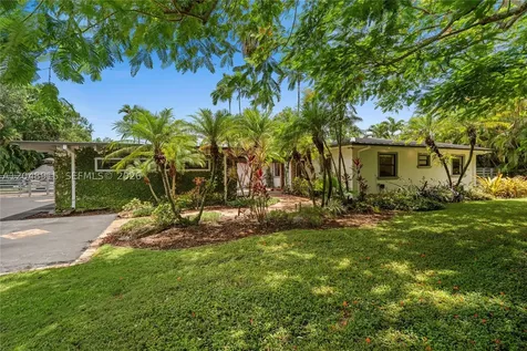 8735 SW 122nd Street Miami FL 33176