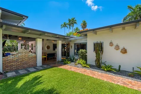8735 SW 122nd Street Miami FL 33176