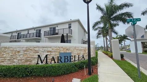 1677 SE 8th Avenue Homestead FL 33034