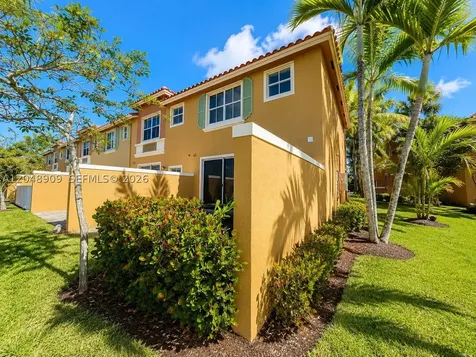 1088 SW 144th Avenue Pembroke Pines FL 33027