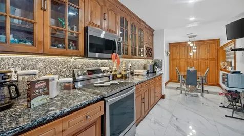 15022 SW 67th Lane Miami FL 33193