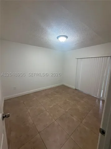 1650 W 44th Place Hialeah FL 33012