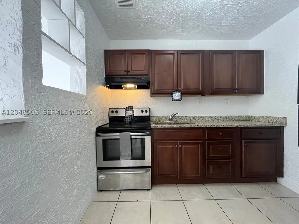 3028 NW 2nd Street Pompano Beach FL 33069