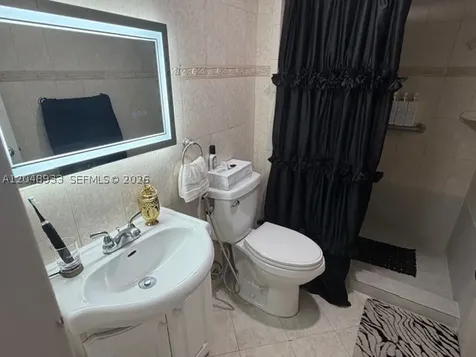 100 Bayview Drive Sunny Isles Beach FL 33160