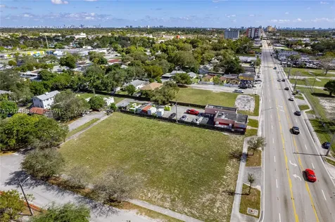 1113 NW 79th Street Miami FL 33150