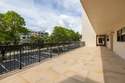 200 Golden Isles Drive Hallandale Beach FL 33009