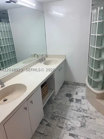 4000 Towerside Terrace Miami FL 33138